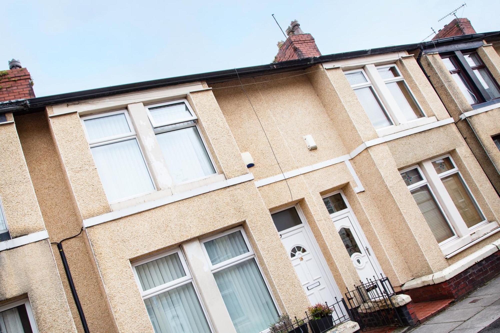 Newly Launched 3 Bedroom House With Free Parking Litherland Екстер'єр фото